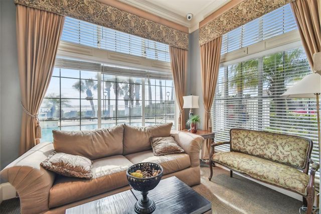 4304 BAY CLUB CIRCLE, Tampa, FL 33607