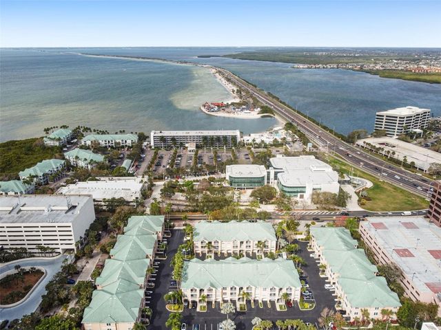 4304 BAY CLUB CIRCLE, Tampa, FL 33607