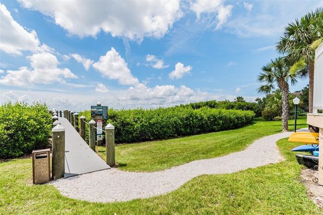 4304 BAY CLUB CIRCLE, Tampa, FL 33607
