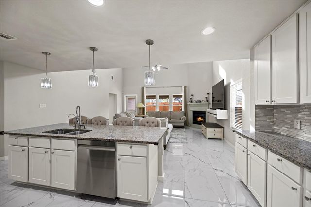 2110 Artic Loon Drive, Conroe, TX 77385