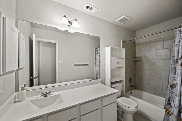 2110 Artic Loon Drive, Conroe, TX 77385