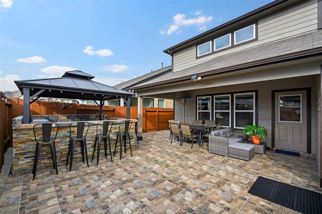 2110 Artic Loon Drive, Conroe, TX 77385