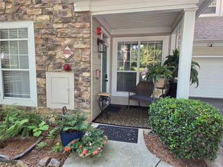 211 Edinburgh Court, Alpharetta, GA 30004