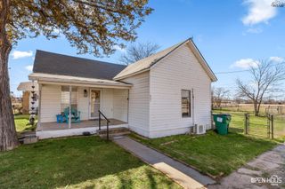 621 N MAIN STREET, Electra, TX 76360