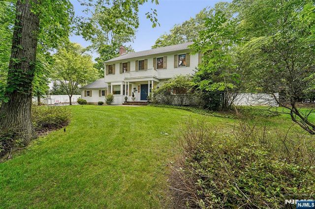 105 Deerhorn Court, Upper Saddle River, NJ 07458