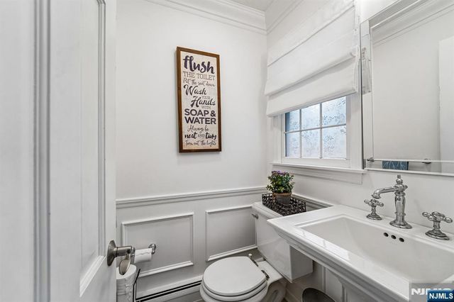 105 Deerhorn Court, Upper Saddle River, NJ 07458