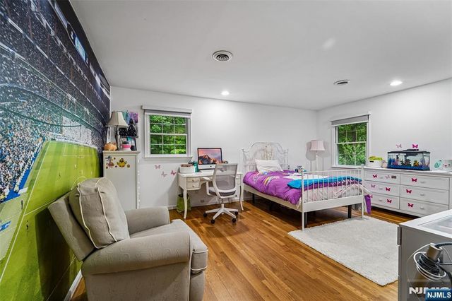 105 Deerhorn Court, Upper Saddle River, NJ 07458