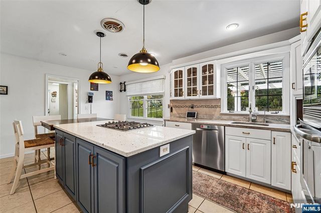 105 Deerhorn Court, Upper Saddle River, NJ 07458