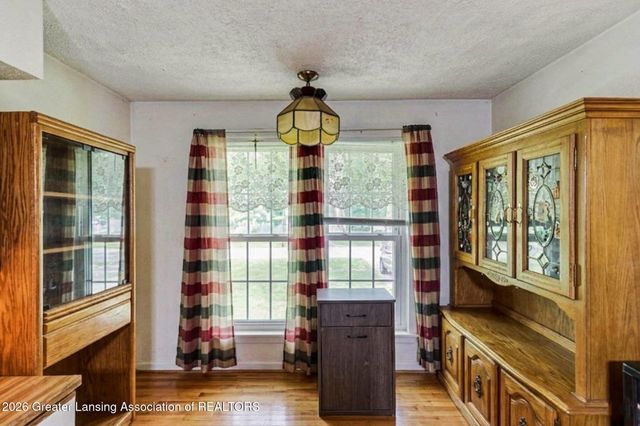 327 E Middle Street, Williamston, MI 48895