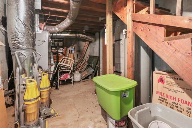 1300 County Road 113 Cabin 2, Alton, MO 65606