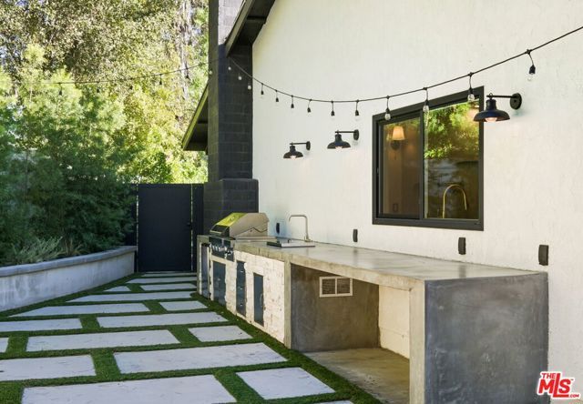 4615 Orange Knoll Avenue, La Canada Flintridge, CA 91011