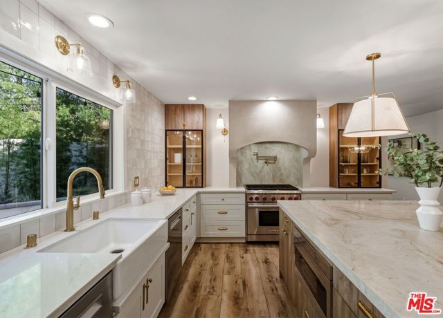 4615 Orange Knoll Avenue, La Canada Flintridge, CA 91011