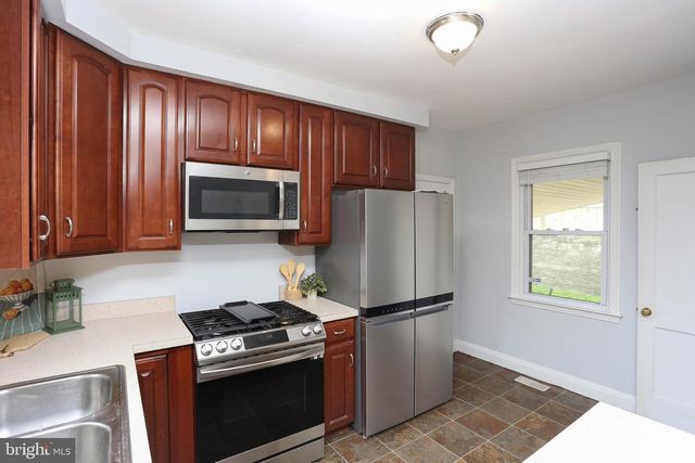 409 WICKHAM RD S, Baltimore, MD 21229