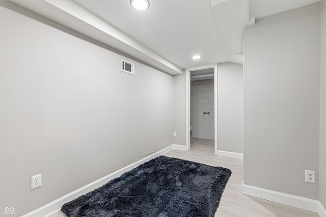 1725 N Lynhurst Drive, Indianapolis, IN 46224