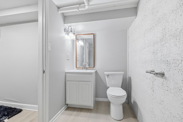 1725 N Lynhurst Drive, Indianapolis, IN 46224