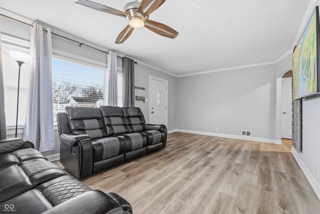 1725 N Lynhurst Drive, Indianapolis, IN 46224