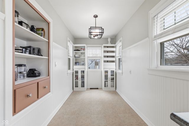 1725 N Lynhurst Drive, Indianapolis, IN 46224