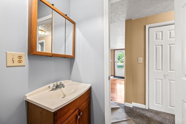 1516 Pershing Avenue, Middletown, OH 45044