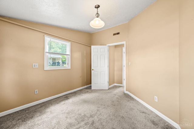 1516 Pershing Avenue, Middletown, OH 45044