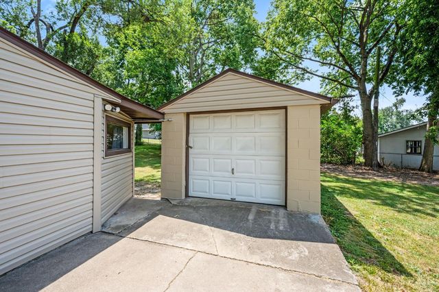 1516 Pershing Avenue, Middletown, OH 45044