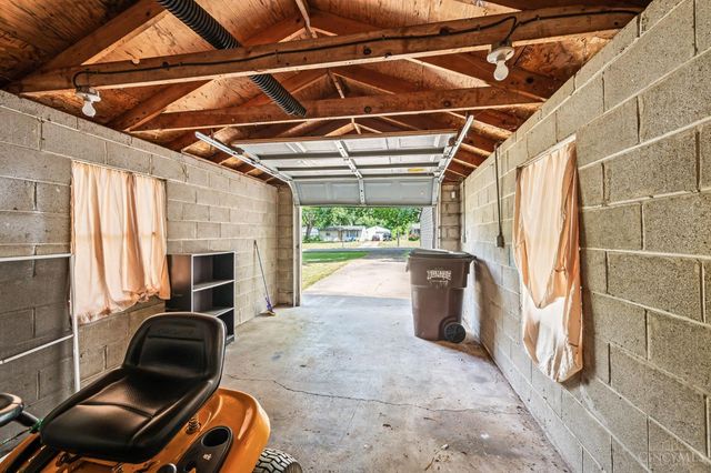 1516 Pershing Avenue, Middletown, OH 45044