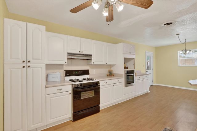 5608 Watters Place, Westworth Village, TX 76114