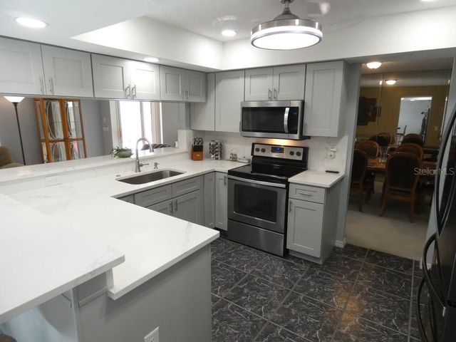 8158 WINDING OAK LANE, Spring Hill, FL 34606