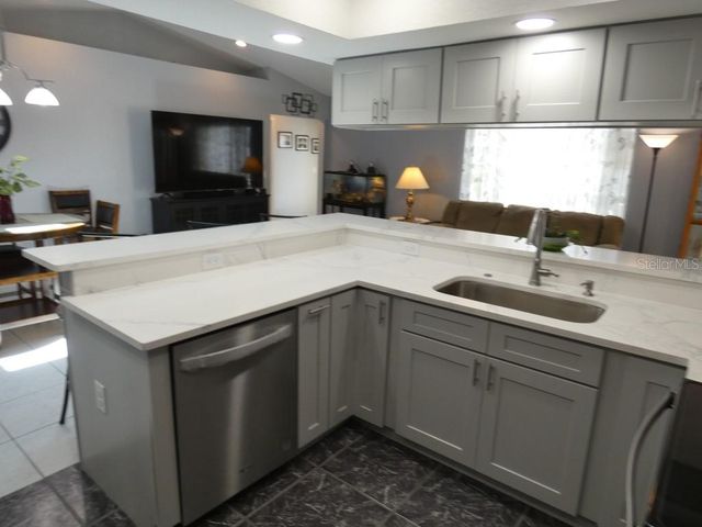 8158 WINDING OAK LANE, Spring Hill, FL 34606