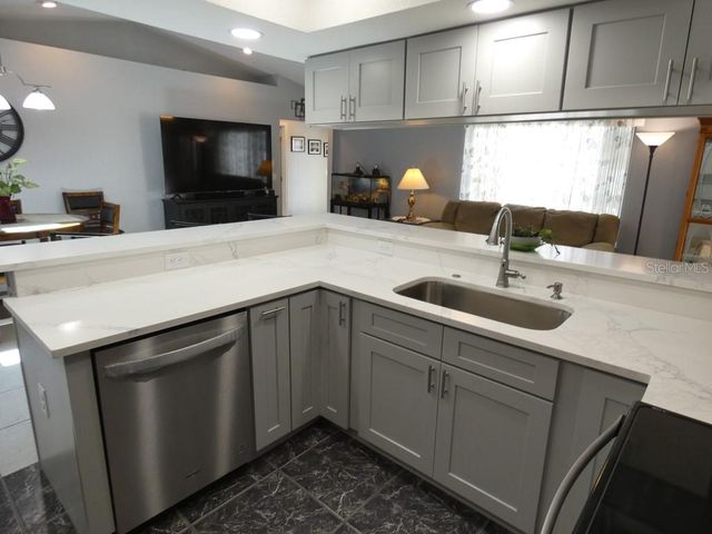 8158 WINDING OAK LANE, Spring Hill, FL 34606