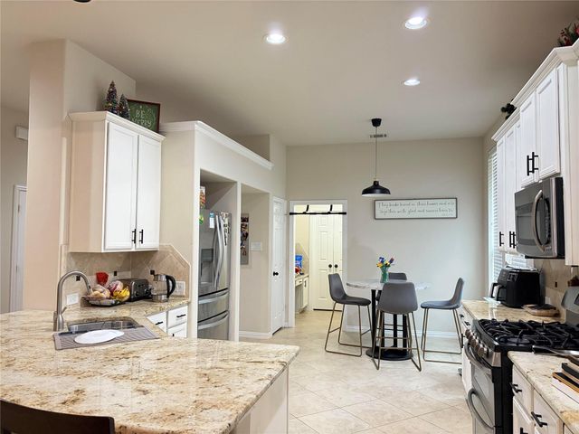 3042 Currant Drive, Manvel, TX 77578