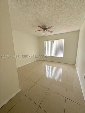 3252 Coral Lake Ln 3252, Coral Springs, FL 33065