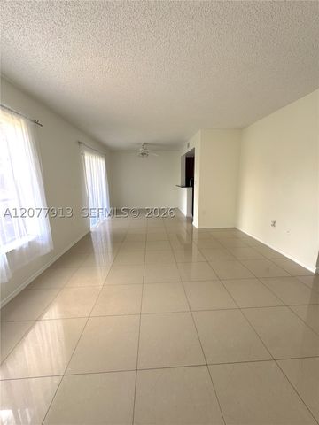 3252 Coral Lake Ln 3252, Coral Springs, FL 33065
