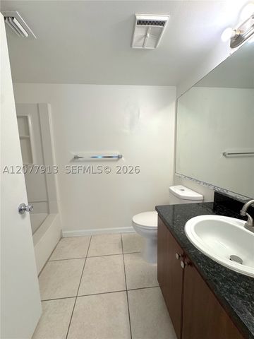 3252 Coral Lake Ln 3252, Coral Springs, FL 33065