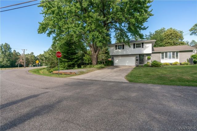 5445 Sterling Road, Hamburg, NY 14075