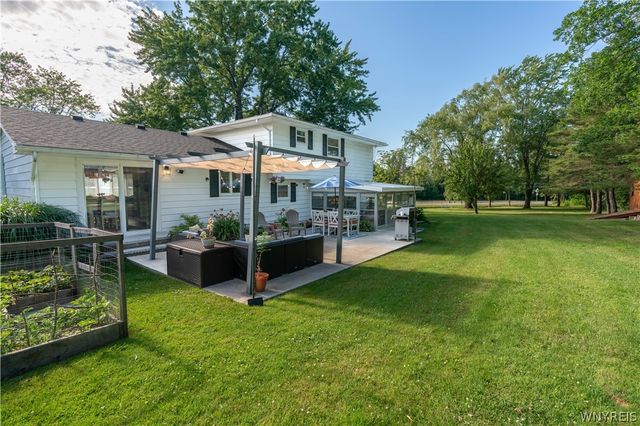 5445 Sterling Road, Hamburg, NY 14075