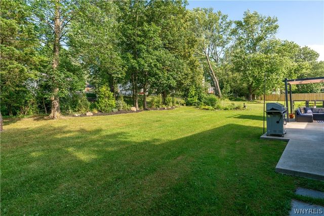 5445 Sterling Road, Hamburg, NY 14075