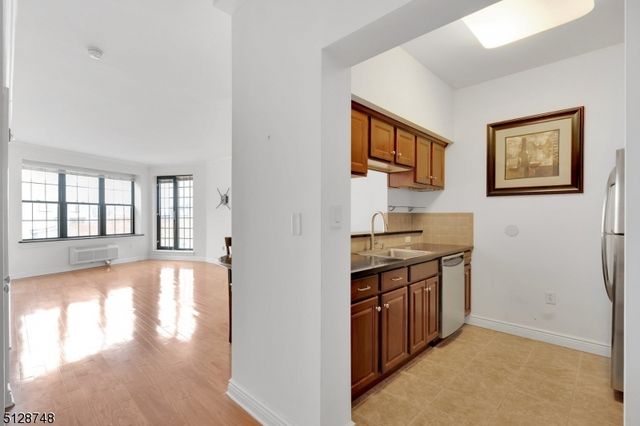 7 Prospect St Unit 303 303, Morristown Town, NJ 07960