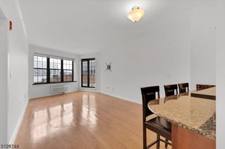 7 Prospect St Unit 303 303, Morristown Town, NJ 07960