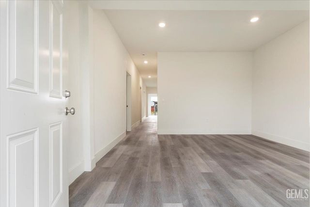 923 Sumner Street, Bakersfield, CA 93305