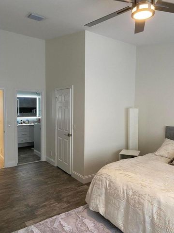 834 Kokomo Key Lane, Delray Beach, FL 33483