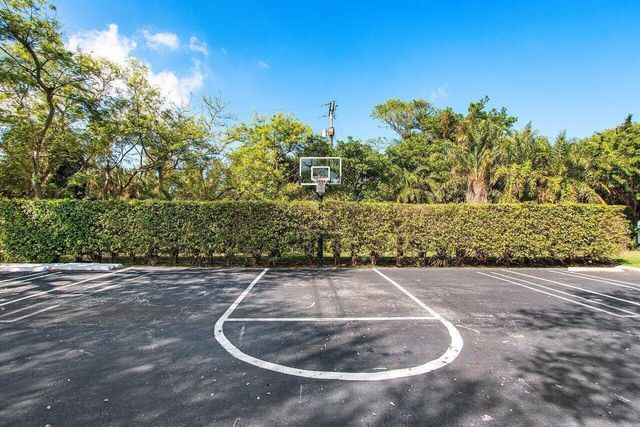 834 Kokomo Key Lane, Delray Beach, FL 33483