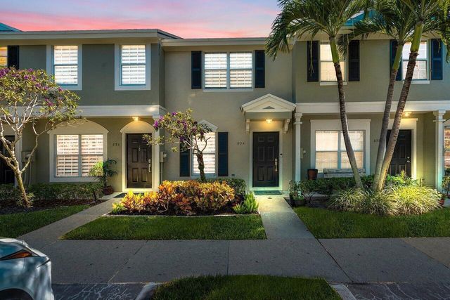 834 Kokomo Key Lane, Delray Beach, FL 33483