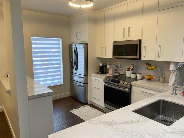 834 Kokomo Key Lane, Delray Beach, FL 33483