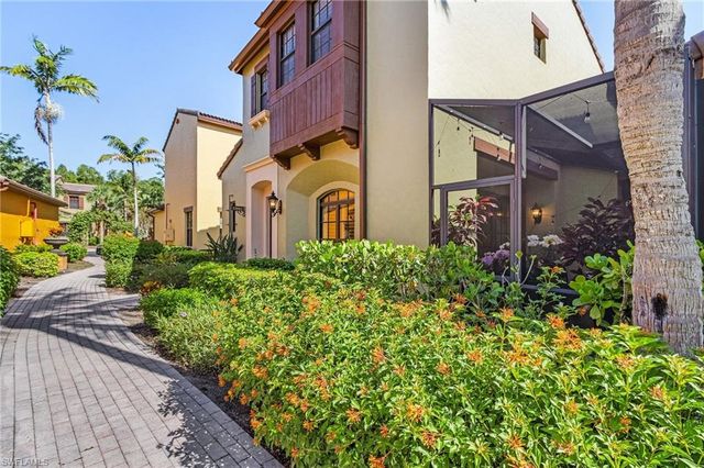 9118 Chula Vista ST 12002, Naples, FL 34113
