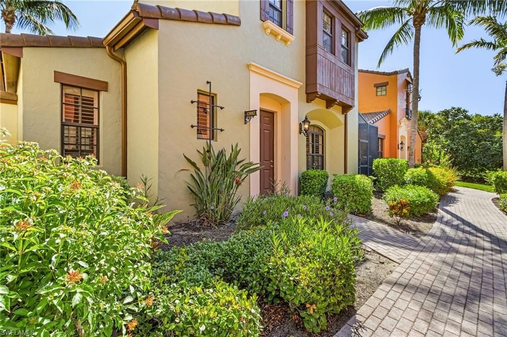 9118 Chula Vista ST 12002, Naples, FL 34113