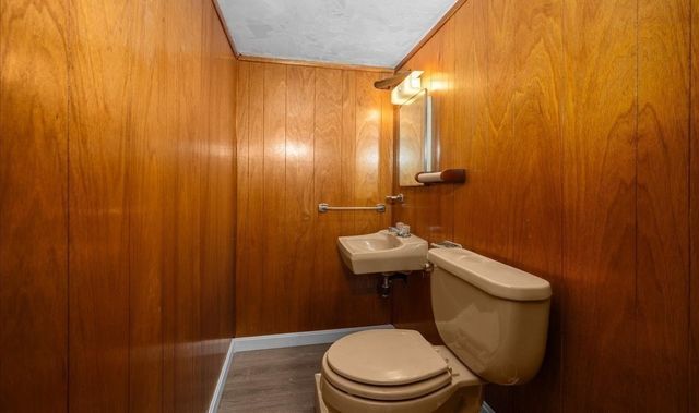 16 Venus Drive, Shrewsbury, MA 01545
