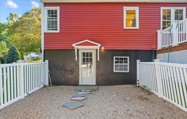 16 Venus Drive, Shrewsbury, MA 01545