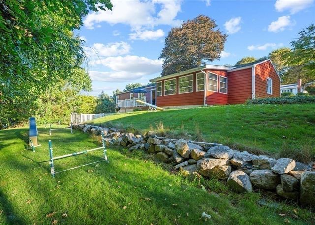 16 Venus Drive, Shrewsbury, MA 01545