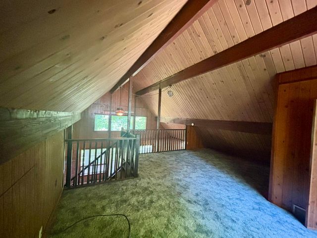220 Northern Spy Drive, Howard, OH 43028