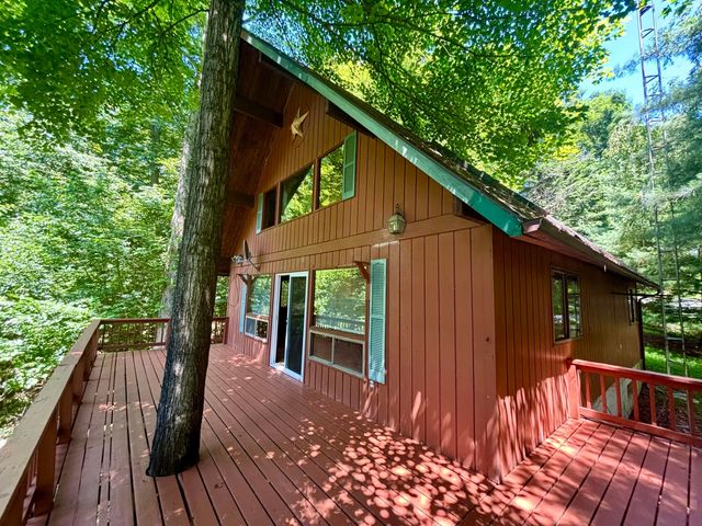 220 Northern Spy Drive, Howard, OH 43028